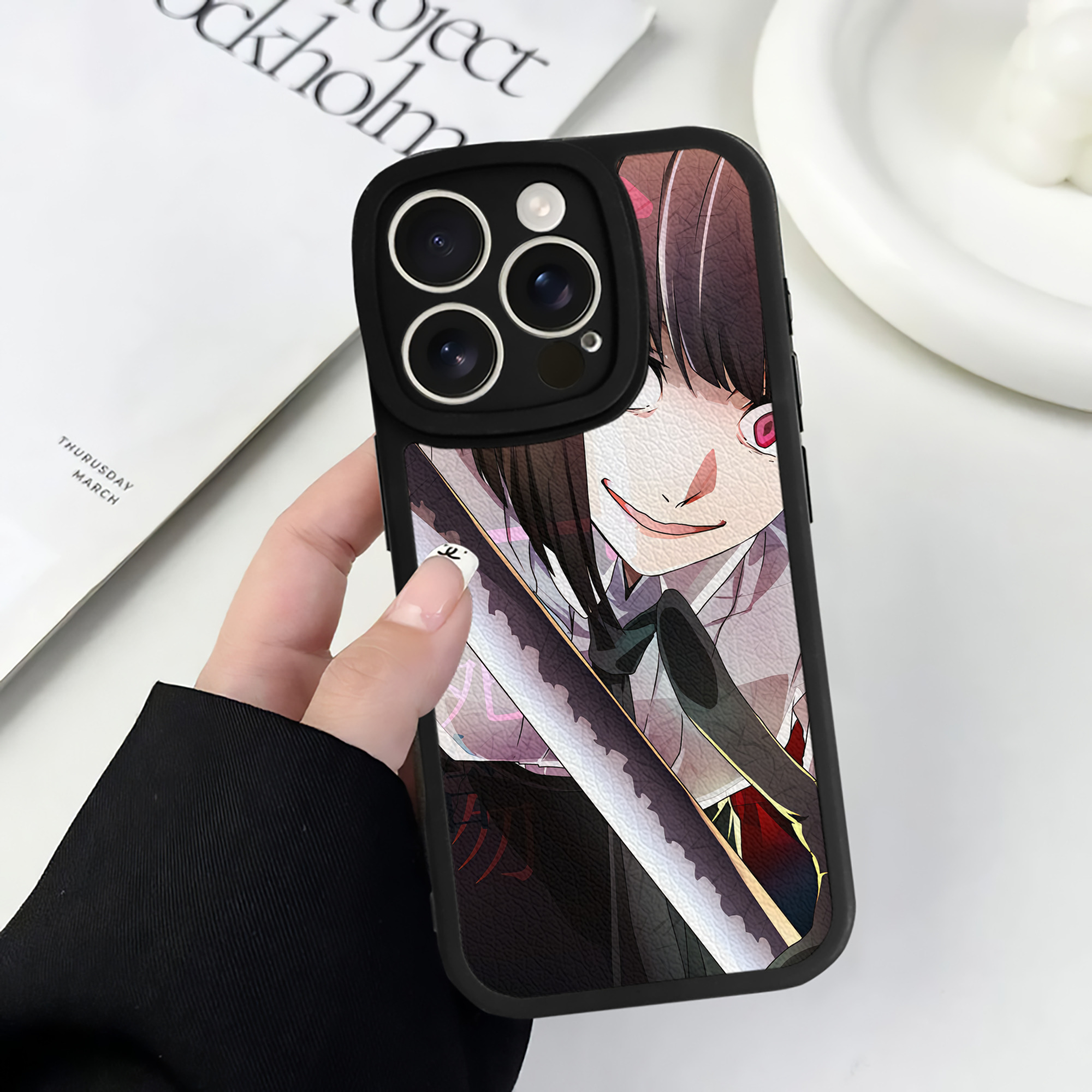 （画像用） 文豪ストレイドッグス Bungo Stray Dogs 【iPhone 16シリーズ対応】シリコンスマホケース（レザー調） 材質：シリコン